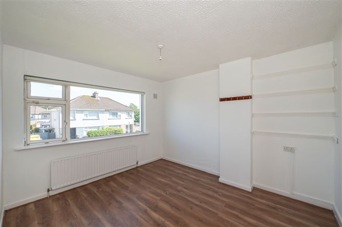 Photo 14 of 24 — 17 Donscourt, Bishopstown, Cork