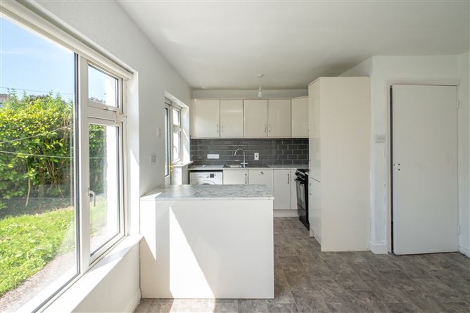 Photo 7 of 24 — 17 Donscourt, Bishopstown, Cork
