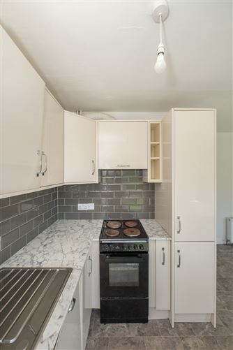 Photo 9 of 24 — 17 Donscourt, Bishopstown, Cork