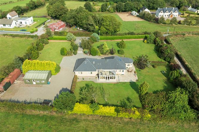 Hillview Farm, Barnaviddane, Killeagh, Cork