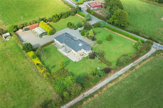 Hillview Farm, Barnaviddane, Killeagh, Cork