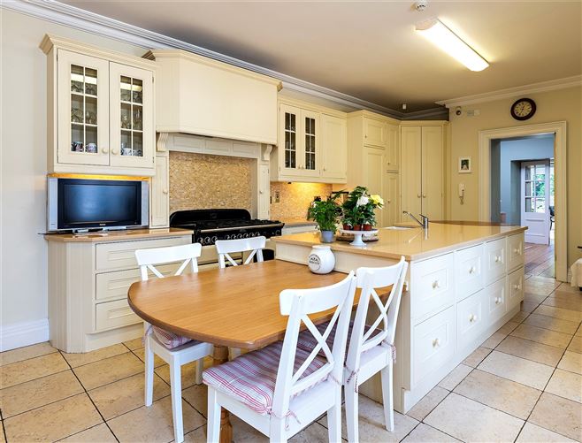Sandymount House, Oldtown, Abbeyleix, Co. Laois