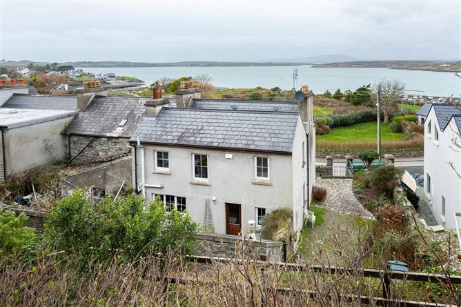 1 Salisbury Terrace, Baltimore, Co. Cork