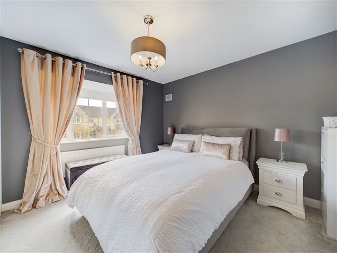 64 Feltham Hall, Carlow Town, Carlow