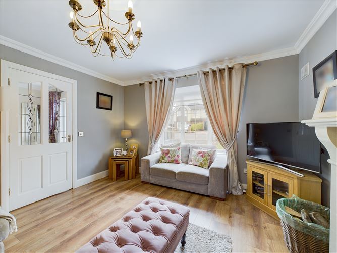 64 Feltham Hall, Carlow Town, Carlow