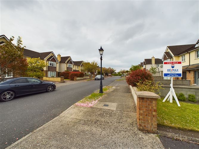 64 Feltham Hall, Carlow Town, Carlow