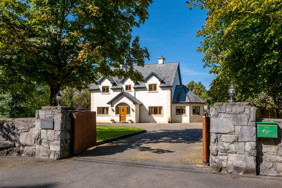 Shanvalley Lodge, Shanvalley, Stoneyisland, Portumna, Co. Galway