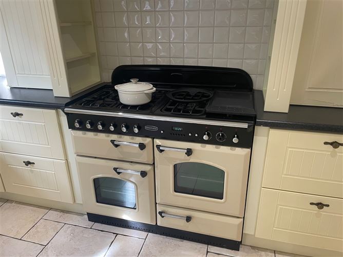 6 Ocean Drive, Oranmore, Galway