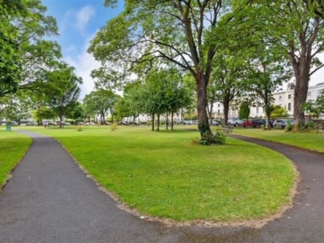 66 Crescent House, Clontarf, Dublin 3