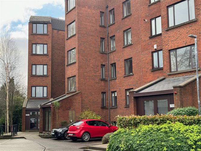 66 Crescent House, Clontarf, Dublin 3