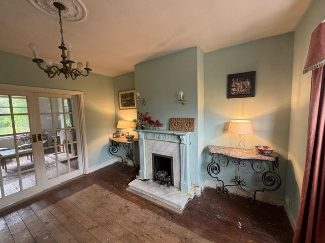 Arnewood, Fort Mary Park, North Circular Road, Limerick