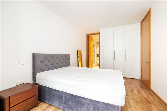 54 Hill Of Down, Spencer Dock, Dublin 1