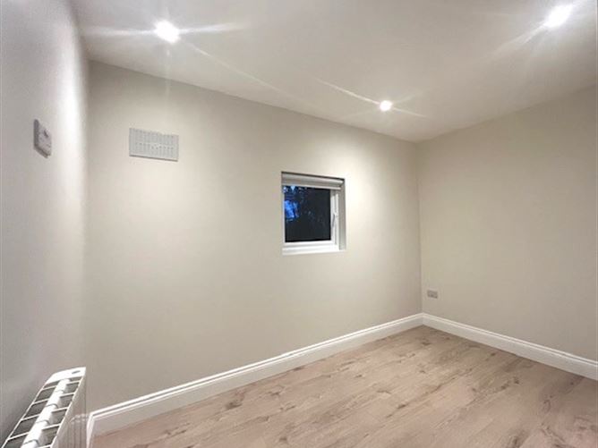 Eadestown, Naas, Co. Kildare