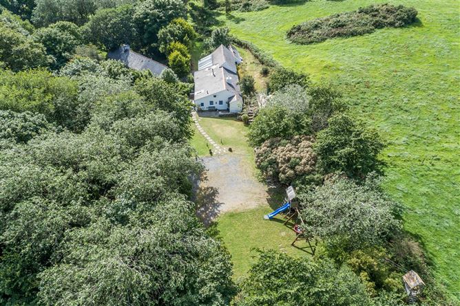 La Nua, Gubbeen, Schull, West Cork