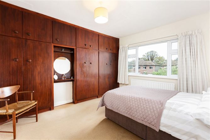 52 Windsor Park, Monkstown, Co. Dublin