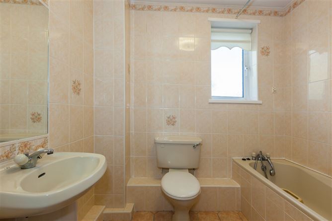 22 Elmfield Green, Donaghmede, Dublin 13
