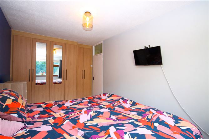 12 De Selby Close, Tallaght, Dublin 24