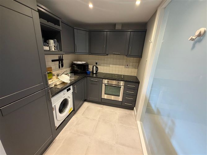 9 Hyde Square, South Circular Road, Dublin 8