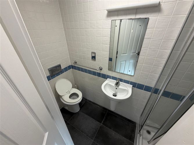 Photo 6 of 9 — 9 Hyde Square, South Circular Road, Dublin 8