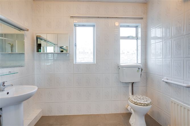 9 Glasmeen Road, Glasnevin, Dublin 11