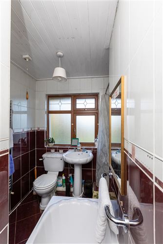 28 Páirc Mhuire, Saggart, Dublin