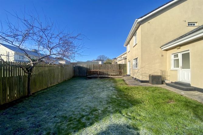 13 Woodview, Castlebridge, Wexford