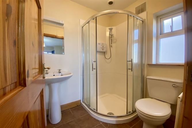 13 Woodview, Castlebridge, Wexford