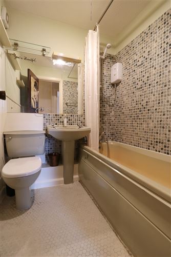 36 Crescent House, The Crescent, Clontarf, Dublin 3