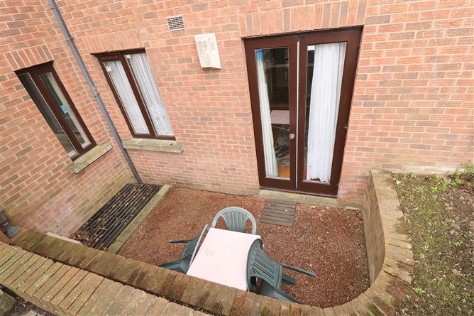 36 Crescent House, The Crescent, Clontarf, Dublin 3