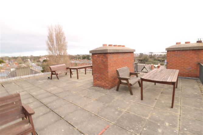 36 Crescent House, The Crescent, Clontarf, Dublin 3
