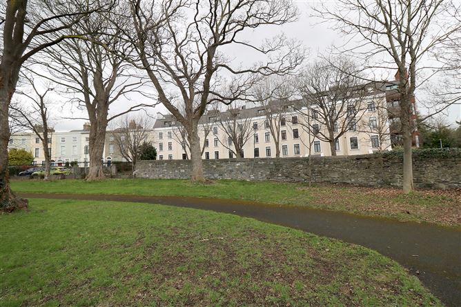 36 Crescent House, The Crescent, Clontarf, Dublin 3
