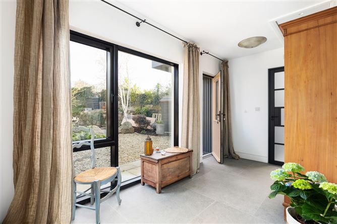 16 Streamville Court, Killiney Hill Road, Killiney