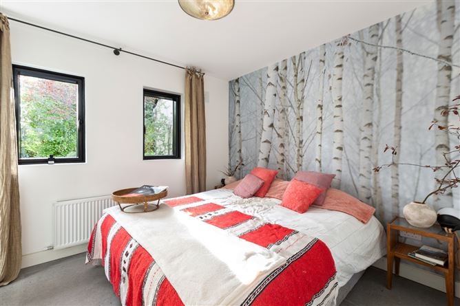 16 Streamville Court, Killiney Hill Road, Killiney