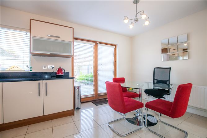 25 Woodlawn Court, Santry, Dublin