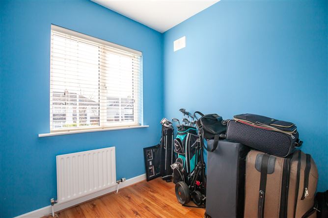 25 Woodlawn Court, Santry, Dublin