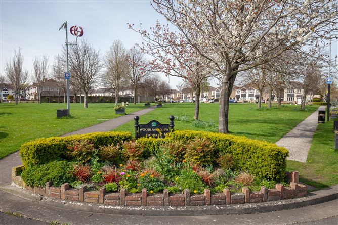 25 Woodlawn Court, Santry, Dublin