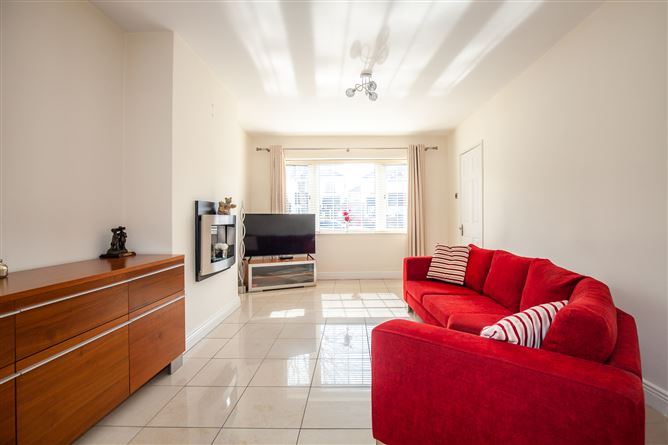 25 Woodlawn Court, Santry, Dublin