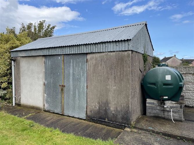 37 Pinewood Lawn, Monang, Dungarvan, Waterford