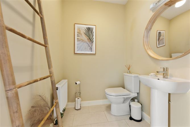 2 White Pines Heights, Stocking Avenue, Rathfarnham, Dublin 16
