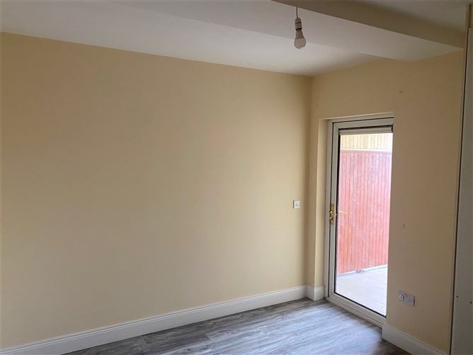 15 Cuirt An Oir, Athlone Road, Longford Town, Co.Longford.