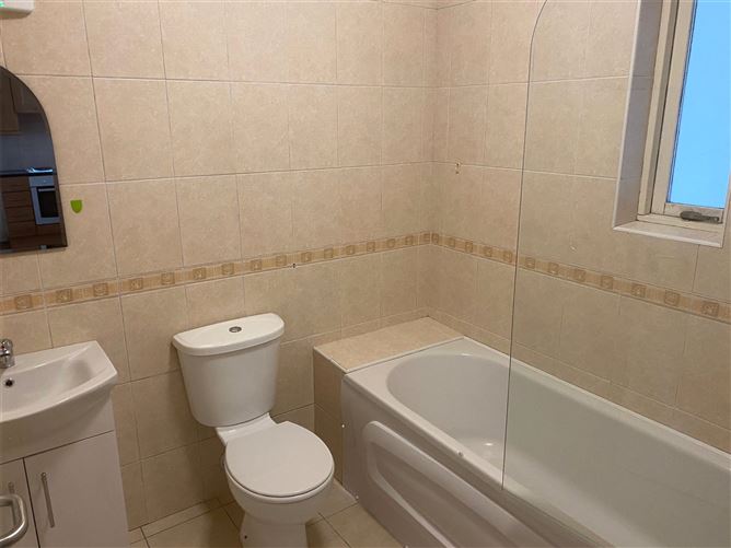 15 Cuirt An Oir, Athlone Road, Longford Town, Co.Longford.