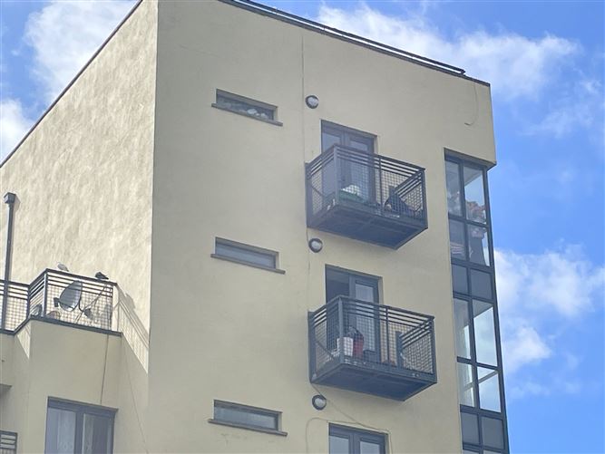 Apartment 60 Harbour Point, Market Square, Longford, Longford
