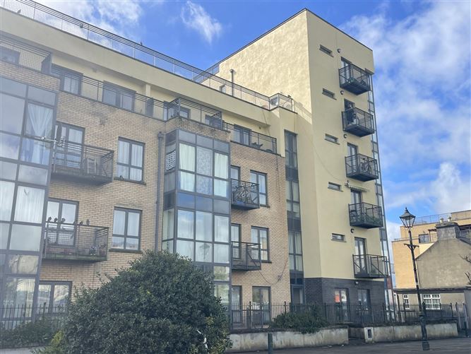 Apartment 60 Harbour Point, Market Square, Longford, Longford