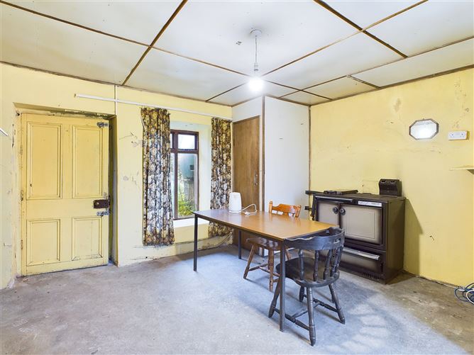 Lot 1 Cottage & 12.5 Acres Of Land, Knockagulla, Lisdoonvarna, Co. Clare