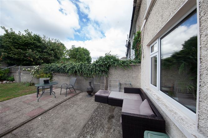 Photo 16 of 33 — 46 Rafter's Road, Drimnagh, Dublin