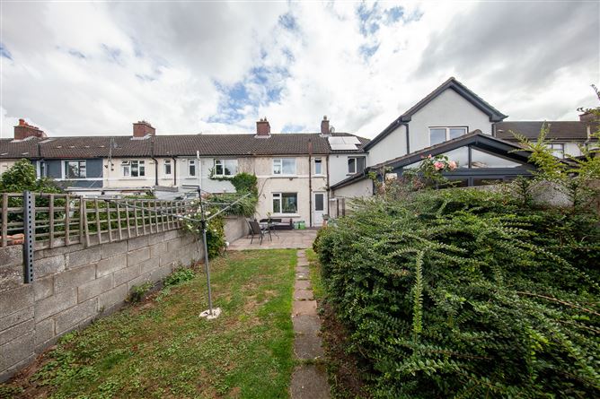 Photo 20 of 33 — 46 Rafter's Road, Drimnagh, Dublin