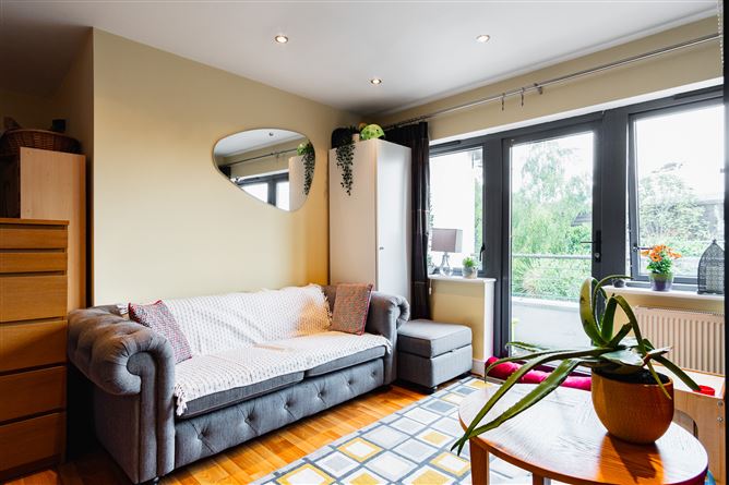 12 Brennanstown Court, Cabinteely, Dublin 18