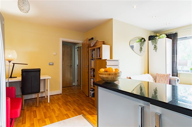 12 Brennanstown Court, Cabinteely, Dublin 18