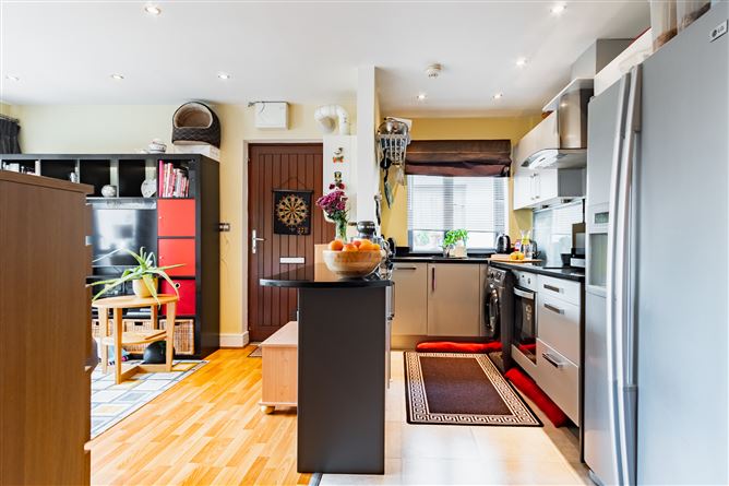 12 Brennanstown Court, Cabinteely, Dublin 18