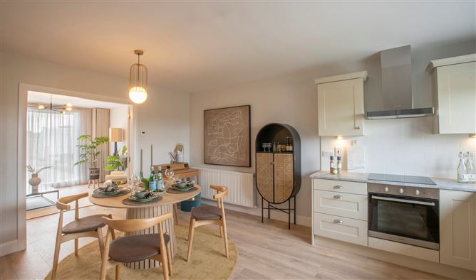 https://photos-a.propertyimages.ie/media/4/0/5/4824504/c0a38656-950a-4e03-9a2d-96ac896550ee_l.jpg